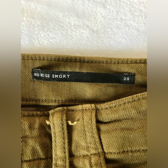 Banana Republic Premium Denim Mid Rise 4” Utility Short  Olive Green Size 28 - Picture 7 of 10